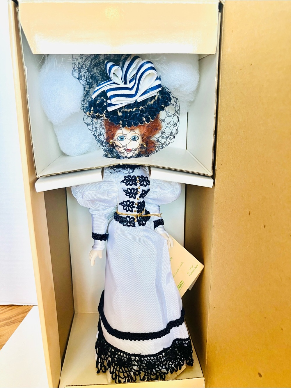 Gorham Valentine’s Ladies 1988 Priscilla Porcelain Doll VL11 Minor Wear To Box